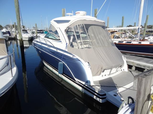 venture yachting sales & brokerage norwalk ct