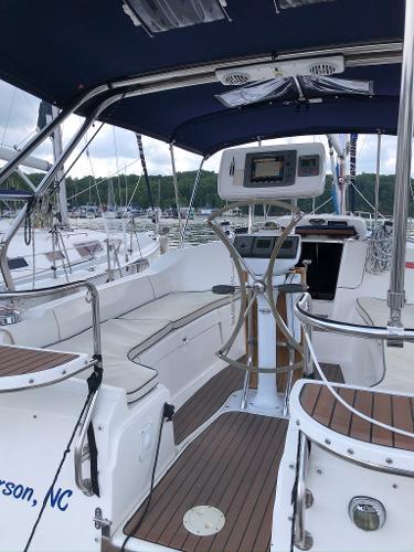 Godspeed Yacht For Sale 38 Hunter Yachts Townsville Nc Denison Yacht Sales