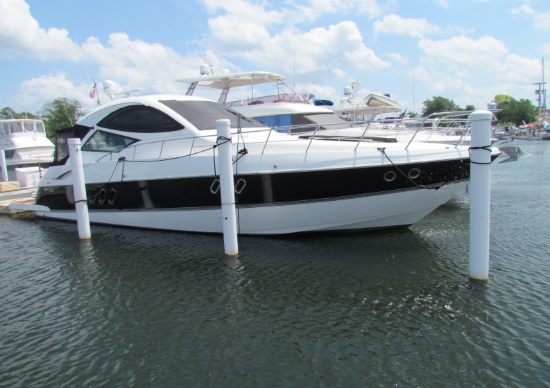 Hawkeye Yacht for Sale 54 Cruisers Yachts Michigan City, IN Denison Yacht Sales