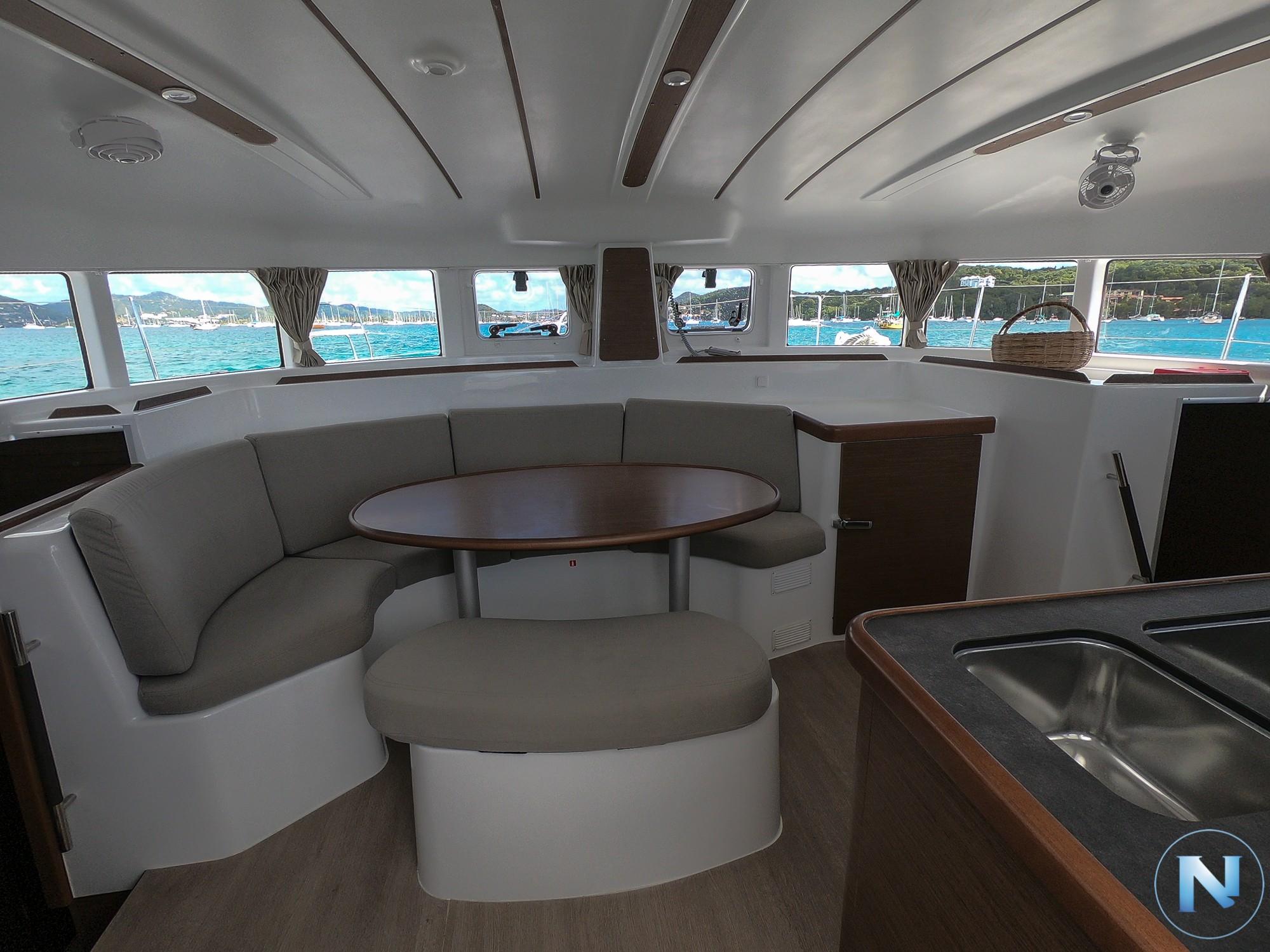 Yacht for Sale 37 Lagoon Yachts FORT DE FRANCE, Martinique Denison