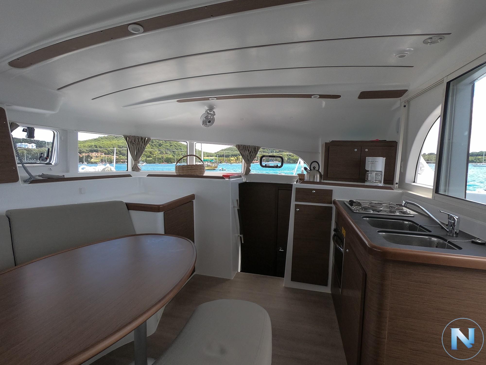 Yacht for Sale 37 Lagoon Yachts FORT DE FRANCE, Martinique Denison