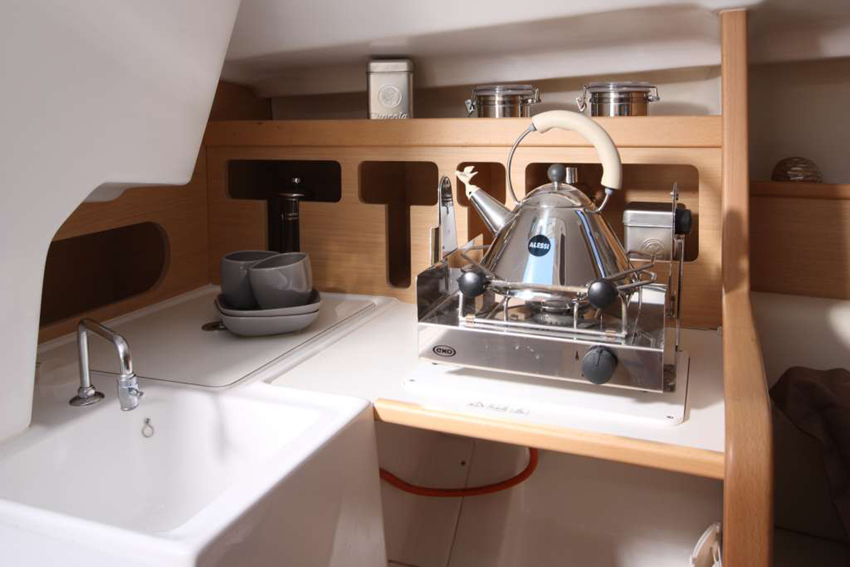 First 25 Sailing Yacht for Sale New Sailboat Dealer