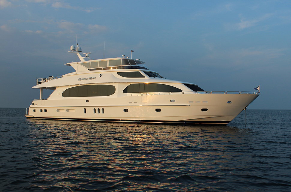 Luxury Yacht Charter: 101' Hargrave | CARBON COPY - photo 1