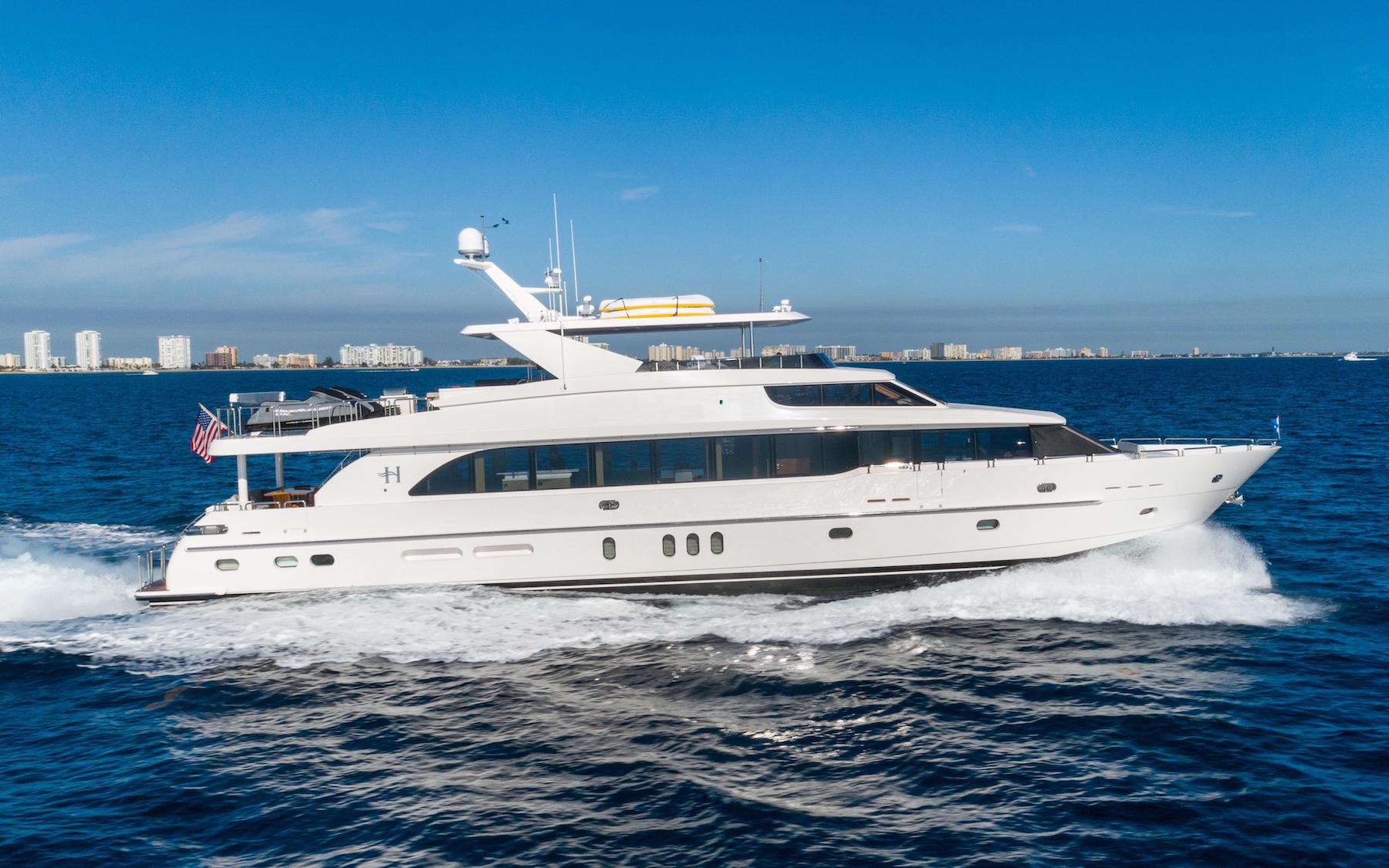101 hargrave yacht for sale