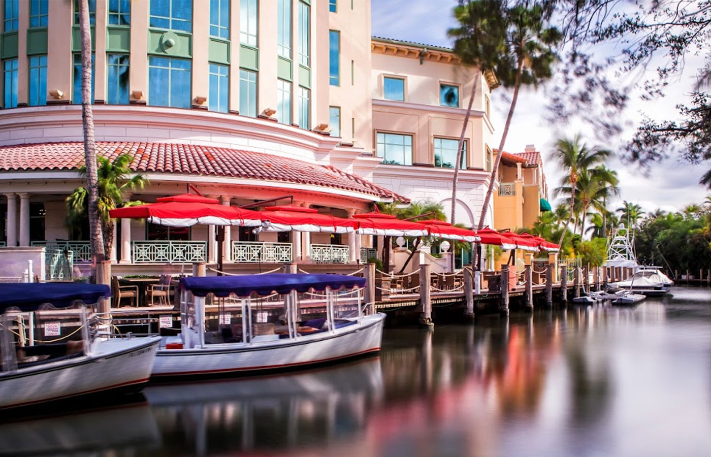 Top 10 BoatUp Restaurants In South Florida [Dock + Dine]